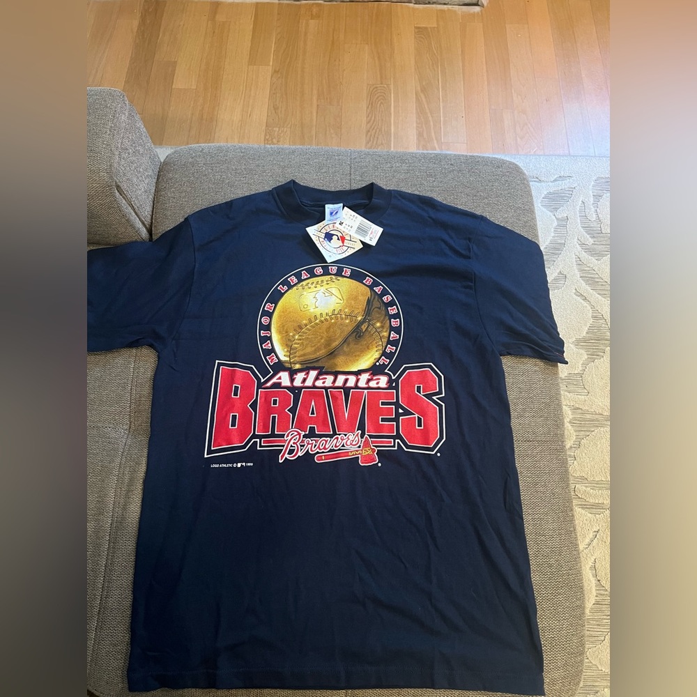 Vintage Collectible 90s Logo 7 Atlanta Braves Baseball T-shirt NWT Sz Large Mens